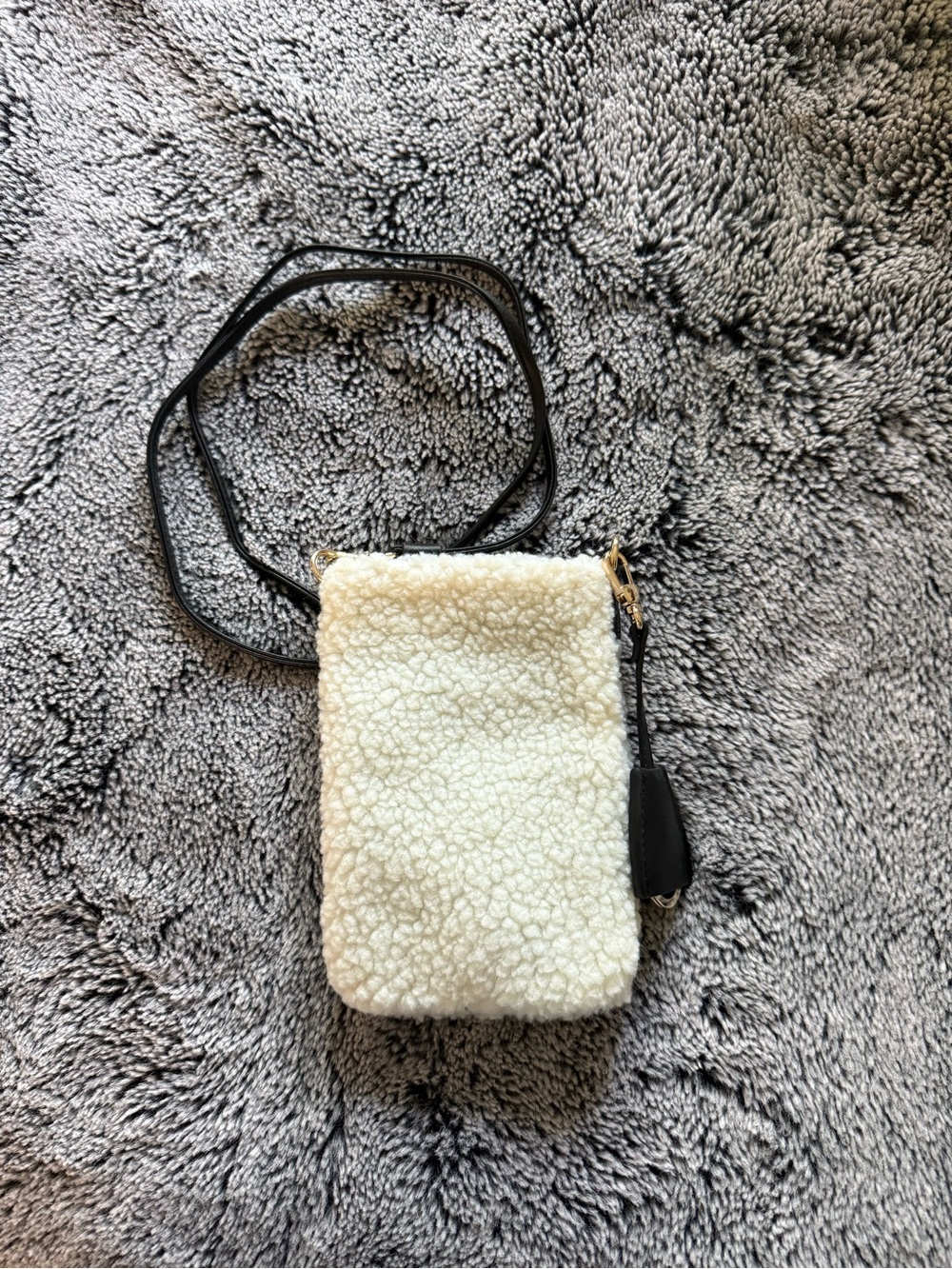 Plush Sherpa Crossbody Phone Bag in Cream